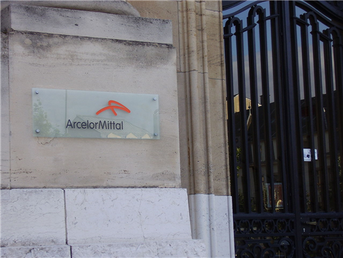 ArcelorMittal (MT) Regains Lost Ground Friday